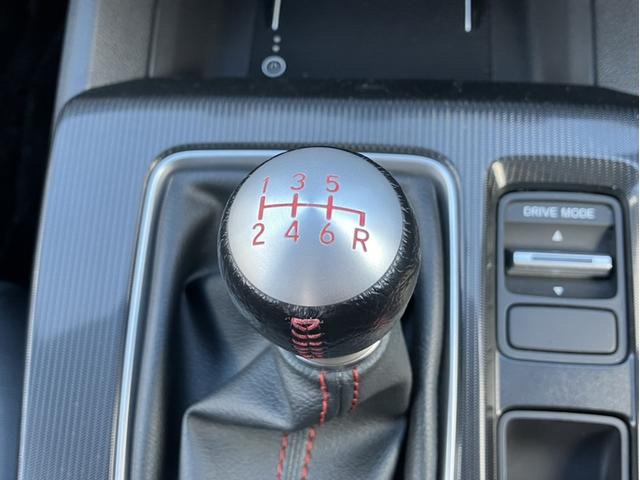 シビック RS 純正ナビ&フルセグTV&Bluetooth&Bカメラ&ETC&OPリヤスポイラー LEDヘッド 衝突被害軽減ブレーキ シートヒーター ワンオーナー パワ-シ-ト スマートキー クルーズコントロール(22枚目)