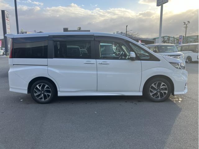 ステップワゴンスパーダ スパーダホンダセンシング　ＶＸＭ２１７ＶＦＮｉナビ＆バックカメラ＆社外フロントドライブレコーダー＆Ｂｌｕｅｔｏｏｔｈ対応＆ミュージックサーバー＆ＥＴＣ２．０＆ワンオーナー　盗難防止　助手席エアバッグ　ワンオーナ－　Ｗパワスラ（4枚目）