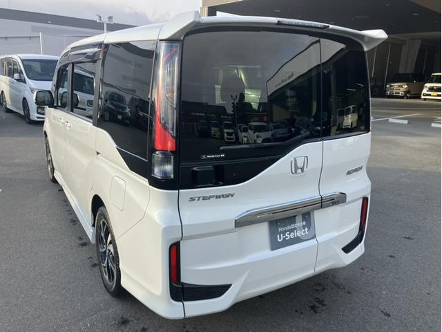 ステップワゴンスパーダ スパーダホンダセンシング　ＶＸＭ２１７ＶＦＮｉナビ＆バックカメラ＆社外フロントドライブレコーダー＆Ｂｌｕｅｔｏｏｔｈ対応＆ミュージックサーバー＆ＥＴＣ２．０＆ワンオーナー　盗難防止　助手席エアバッグ　ワンオーナ－　Ｗパワスラ（7枚目）