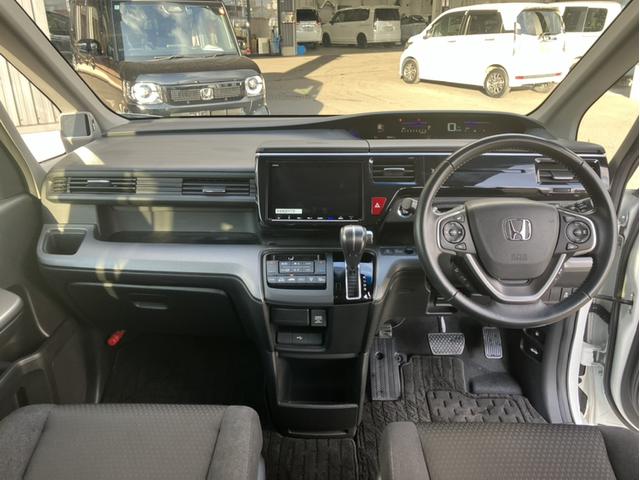 ステップワゴンスパーダ スパーダホンダセンシング　ＶＸＭ２１７ＶＦＮｉナビ＆バックカメラ＆社外フロントドライブレコーダー＆Ｂｌｕｅｔｏｏｔｈ対応＆ミュージックサーバー＆ＥＴＣ２．０＆ワンオーナー　盗難防止　助手席エアバッグ　ワンオーナ－　Ｗパワスラ（8枚目）