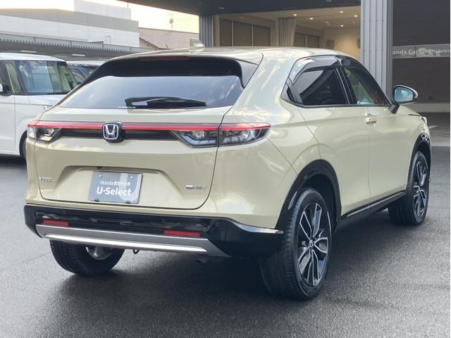 ヴェゼル ｅ：ＨＥＶＺ　コネクトナビ＆ドラレコ前後＆フルセグ＆Ａｐｐｌｃａｒｐｌａｙ＆Ｂｌｕｅｔｏｏｔｈ＆バックモニター＆ＥＴＣ＆置くだけ充電　衝突回避支援ブレーキ機能　スマキ　フルオートエアコン　Ｄレコ　エアバッグ　Ｒカメ（7枚目）