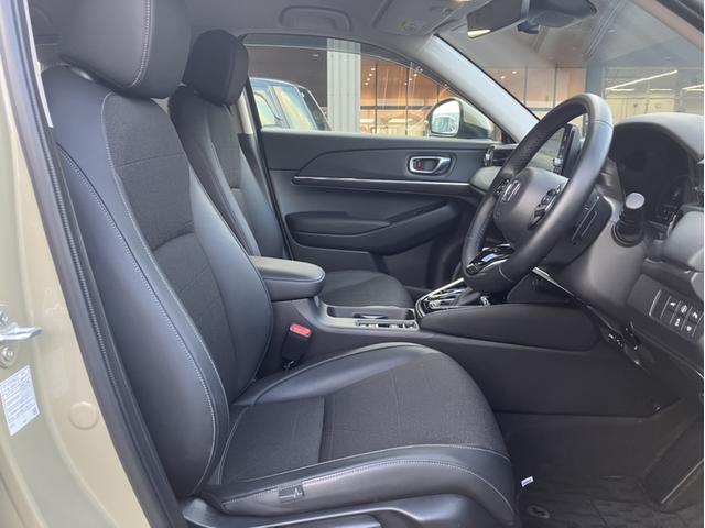 ヴェゼル ｅ：ＨＥＶＺ　コネクトナビ＆ドラレコ前後＆フルセグ＆Ａｐｐｌｃａｒｐｌａｙ＆Ｂｌｕｅｔｏｏｔｈ＆バックモニター＆ＥＴＣ＆置くだけ充電　衝突回避支援ブレーキ機能　スマキ　フルオートエアコン　Ｄレコ　エアバッグ　Ｒカメ（10枚目）