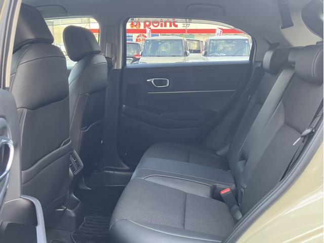 ヴェゼル ｅ：ＨＥＶＺ　コネクトナビ＆ドラレコ前後＆フルセグ＆Ａｐｐｌｃａｒｐｌａｙ＆Ｂｌｕｅｔｏｏｔｈ＆バックモニター＆ＥＴＣ＆置くだけ充電　衝突回避支援ブレーキ機能　スマキ　フルオートエアコン　Ｄレコ　エアバッグ　Ｒカメ（13枚目）