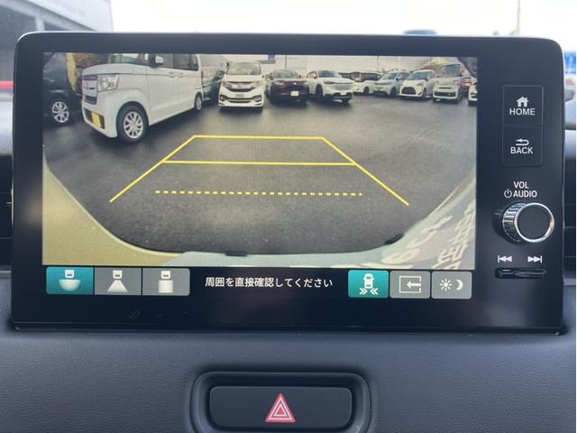 ヴェゼル ｅ：ＨＥＶＺ　コネクトナビ＆ドラレコ前後＆フルセグ＆Ａｐｐｌｃａｒｐｌａｙ＆Ｂｌｕｅｔｏｏｔｈ＆バックモニター＆ＥＴＣ＆置くだけ充電　衝突回避支援ブレーキ機能　スマキ　フルオートエアコン　Ｄレコ　エアバッグ　Ｒカメ（17枚目）