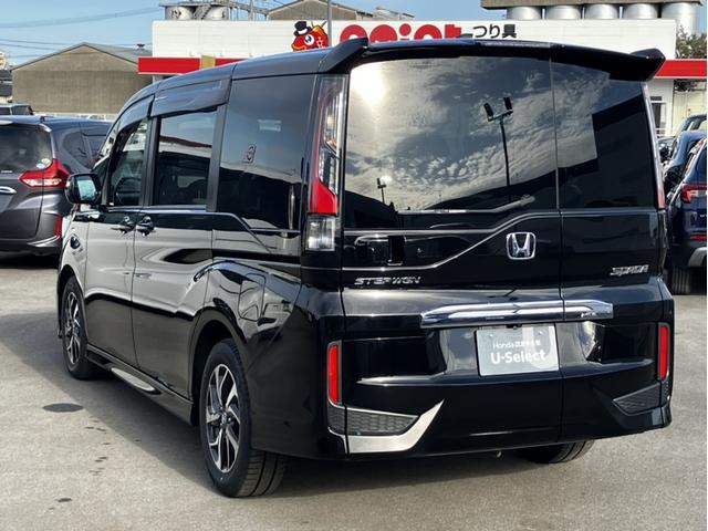 ステップワゴンスパーダ スパーダホンダセンシング VXU227SWi10インチナビ&VM221TYリア席モニター&バックカメラ&両側電動スライドドア&シートヒーター&ETC2.0&ワンオーナー アクティブクルーズ 両側オートスライドドア USB入力(8枚目)