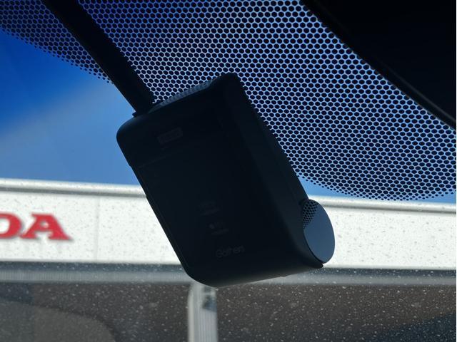 �h���C�u���R�[�_�[������f���Ɖ������L�^���Ă����h���C�u���R�[�_�[�́A���̂̍ۂɊm���ȏ؋��\�͂𔭊����Ă���܂��B