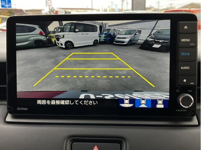 ヴェゼル ｅ：ＨＥＶＺ　純正ナビ＆フルセグＴＶ＆Ｂｌｕｅｔｏｏｔｈ＆ＤＶＤ再生＆Ｂカメラ＆前後ドラレコ＆ＥＴＣ　ハンズフリーテールゲート　シートＨ　サイドエアＢ　パークセンサー　リヤカメラ　ＬＥＤヘットライト　ＥＳＣ　ＡＡＣ（17枚目）