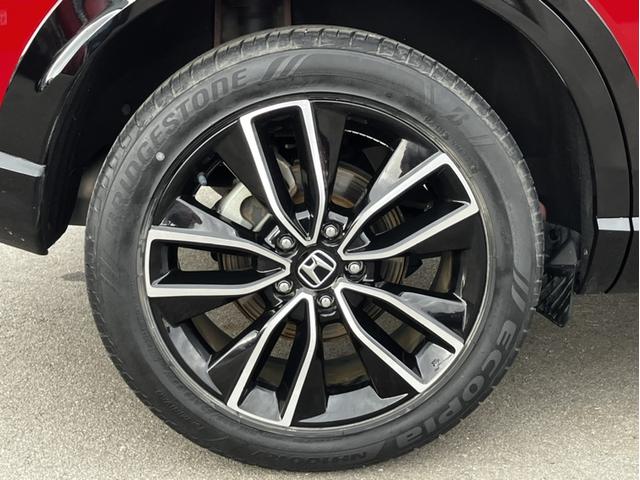 ヴェゼル ｅ：ＨＥＶＺ　純正ナビ＆フルセグＴＶ＆Ｂｌｕｅｔｏｏｔｈ＆ＤＶＤ再生＆Ｂカメラ＆前後ドラレコ＆ＥＴＣ　ハンズフリーテールゲート　シートＨ　サイドエアＢ　パークセンサー　リヤカメラ　ＬＥＤヘットライト　ＥＳＣ　ＡＡＣ（27枚目）