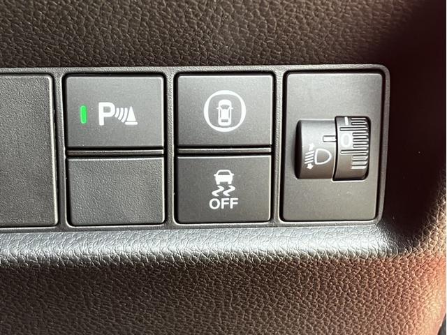 フィット ホーム VXM215Ciナビ&バックカメラ&純正前後ドライブレコーダー&Bluetooth対応&ETC&ワンオーナー ワンオ-ナ- 衝突軽減B 前後ソナー 横滑り防止装置 アイドリングストップ ドラレコ(24枚目)