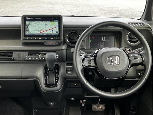 Ｎ－ＢＯＸカスタム ターボ　純正ナビ＆フルセグＴＶ＆Ｂｌｕｅｔｏｏｔｈ＆Ｂカメラ＆ＥＴＣ　スマートキープッシュスタート　ブレーキサポート　サイドエアバック　パワーステアリング　パーキングセンサー　横滑防止　エアコン　ターボ車（9枚目）