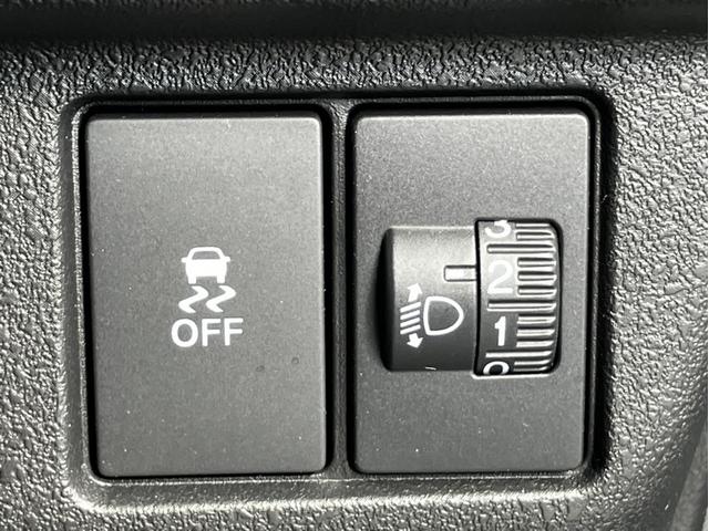 Ｎ－ＢＯＸカスタム ターボ　純正ナビ＆フルセグＴＶ＆Ｂｌｕｅｔｏｏｔｈ＆Ｂカメラ＆ＥＴＣ　スマートキープッシュスタート　ブレーキサポート　サイドエアバック　パワーステアリング　パーキングセンサー　横滑防止　エアコン　ターボ車（27枚目）