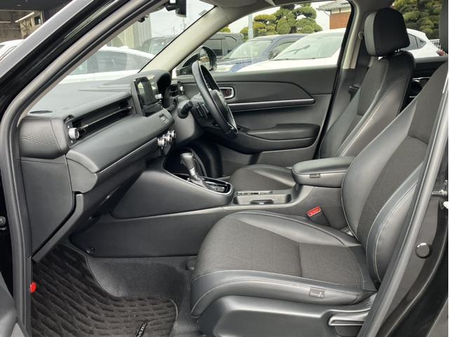 ヴェゼル ｅ：ＨＥＶＺ　ホンダコネクトナビ・バックモニター・ＴＶ・Ｂｌｕｅｔｏｏｔｈ・ＥＴＣ２．０・社外ドラレコ（フロント・リア）・前席シートヒーター・ＬＥＤヘッドライト　Ｓヒータ　地デジフルセグＴＶ　サイドエアバッグ（11枚目）