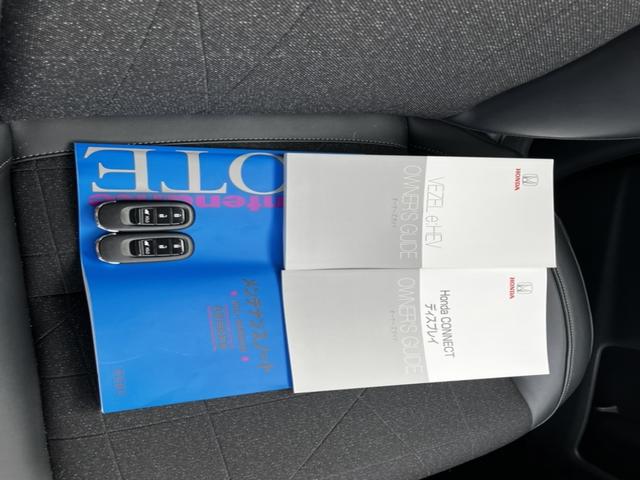 ヴェゼル ｅ：ＨＥＶＺ　ホンダコネクトナビ・バックモニター・ＴＶ・Ｂｌｕｅｔｏｏｔｈ・ＥＴＣ２．０・社外ドラレコ（フロント・リア）・前席シートヒーター・ＬＥＤヘッドライト　Ｓヒータ　地デジフルセグＴＶ　サイドエアバッグ（30枚目）