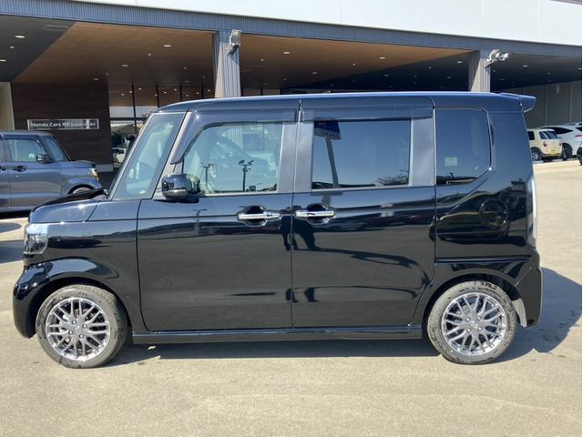 Ｎ－ＢＯＸカスタム ターボ　レンタＵＰ＆純正ナビ＆フルセグＴＶ＆Ｂｌｕｅｔｏｏｔｈ＆前ドラレコ＆Ｂカメラ＆ＥＴＣ　スマートキープッシュスタート　ブレーキサポート　サイドエアバック　パワーステアリング　パーキングセンサー　横滑防止（6枚目）