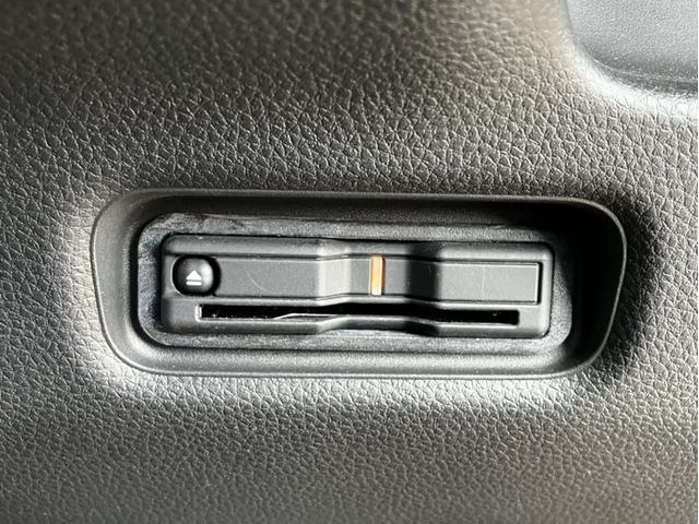 フリード e:HEVクロスタースロープ LXM247VFLiナビ&バックカメラ&純正フロントドライブレコーダー&障害物センサー&Bluetooth対応&ミュージックサーバー&ETC2.0&ワンオーナー 福祉車輌 衝突被害軽減システム(24枚目)