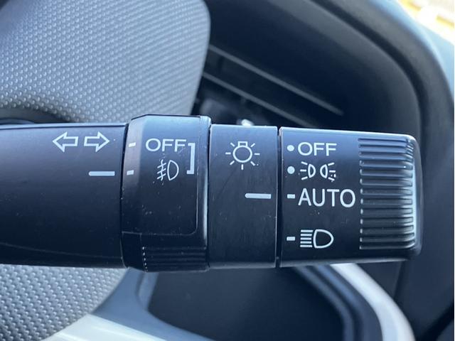 フィット ｅ：ＨＥＶネス　純正ナビ＆フルセグＴＶ＆ＤＶＤ再生＆Ｂｌｕｅｔｏｏｔｈ＆Ｂカメラ＆ＥＴＣ　フルセグテレビ　盗難防止システム　スマ－トキ－　ＥＴＣ車載器　Ｒカメラ　ＬＥＤライト　キーフリー　サイドエアバック　ＵＳＢ（25枚目）