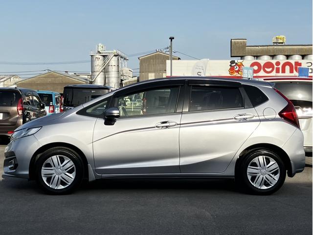 フィット １３Ｇ・Ｌホンダセンシング　ＶＸＭ１９４ＶＦＩナビ＆ドラレコ前後＆フルセグ＆ＤＶＤ再生＆Ｂｌｕｅｔｏｏｔｈ＆ＥＴＣ　Ｂカメ　スマキー　ＵＳＢポート　Ｄレコ　イモビ　フルオートエアコン　ＬＥＤヘッドライト　サイドエアバック　ＡＢＳ（6枚目）