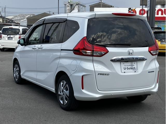 フリードハイブリッド ハイブリッド・Ｇ　ＶＸＭ２３４ＶＦｉナビ＆バックカメラ＆衝突被害軽減ブレーキ＆Ｂｌｕｅｔｏｏｔｈ接続＆ＣＤ／ＤＶＤ再生＆ミュージックサーバー＆シートヒーター＆ワンオーナー　１オーナー車　両側パワスラドア　フルセグテレビ（8枚目）