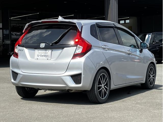 フィット １３Ｇ・Ｌパッケージファインエディション　ＶＸＭ１７５ＶＦＥｉナビ＆バックカメラ＆サイドカーテンエアバック＆社外フロントドラレコ＆Ｂｌｕｅｔｏｏｔｈ接続＆ミュージックサーバー＆ＥＴＣ　ＬＥＤヘッド　地デジ　Ｂモニター　ＤＶＤ　横滑り防止装置（7枚目）