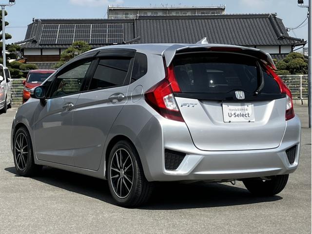 フィット １３Ｇ・Ｌパッケージファインエディション　ＶＸＭ１７５ＶＦＥｉナビ＆バックカメラ＆サイドカーテンエアバック＆社外フロントドラレコ＆Ｂｌｕｅｔｏｏｔｈ接続＆ミュージックサーバー＆ＥＴＣ　ＬＥＤヘッド　地デジ　Ｂモニター　ＤＶＤ　横滑り防止装置（8枚目）