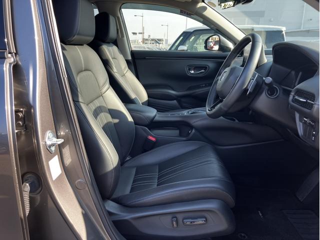 ＺＲ－Ｖ ｅ：ＨＥＶＺ　レンタＵＰ＆純正コネクトナビ＆後退出庫サポート＆アラウンドビューモニター＆本革シーと＆社外前後ドラレコ＆Ｂｌｕｅｔｏｏｔｈ接続＆ＥＴＣ２．０　盗難防止システム　オートＬＥＤ　デュアルエアバッグ　ＵＳＢ（10枚目）