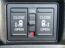 両側電動スライドドア装備!運転席からボタン一つで開閉可能です♪