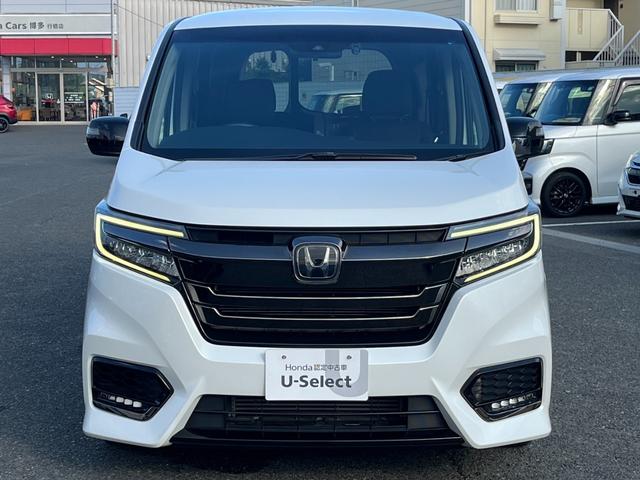 ステップワゴンスパーダ スパーダ・クールスピリットホンダセンシング　純正１０インチナビ／フルセグＴＶ／前後ドラレコ／ＥＴＣ／バックモニター　両電動スライドドア　スマートキ－　キーフリー　リヤカメラ　三列シート　横滑り防止機能　アクティブクルーズ　ドライブレコーダ　禁煙（2枚目）