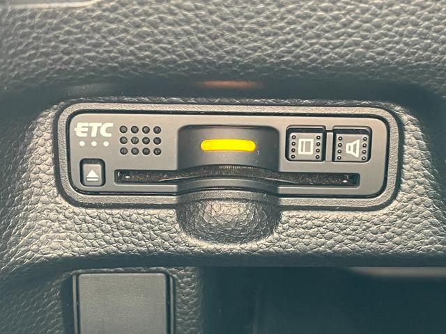 Ｎ－ＢＯＸカスタム Ｇ・Ｌターボホンダセンシング　純正８インチナビ／フルセグ／ドラレコ／ＥＴＣ／バックモニター　両側ＰＷスライドドア　Ｂモニタ　Ｉストップ　禁煙　セキュリティー　ＵＳＢ接続　クルーズコントロール　ナビＴＶ　キーレスエントリー　ＶＳＡ（17枚目）