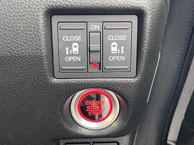 Ｎ－ＢＯＸカスタム Ｇ・Ｌターボホンダセンシング　純正８インチナビ／フルセグ／ドラレコ／ＥＴＣ／バックモニター　両側ＰＷスライドドア　Ｂモニタ　Ｉストップ　禁煙　セキュリティー　ＵＳＢ接続　クルーズコントロール　ナビＴＶ　キーレスエントリー　ＶＳＡ（19枚目）