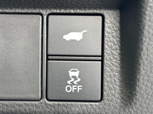 ステップワゴン スパーダプレミアムライン　ナビ／後席フリップダウンモニター／全方位モニター／ＥＴＣ／ドラレコ　ウォークスルー　セキュリティアラーム　ＵＳＢ　衝突軽減ブレーキ　クルーズコントロール　ＥＳＣ　バックモニター　ＡＢＳ　ＤＶＤ再生（24枚目）