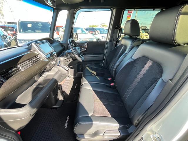 N-BOXカスタム G・Lターボホンダセンシング 無限AW/純正ナビ/CD/BT/バックモニター/ETC 両側PWスライドドア Bモニタ Iストップ セキュリティー クルーズコントロール キーレスエントリー VSA ベンチS LEDランプ PW PS(9枚目)