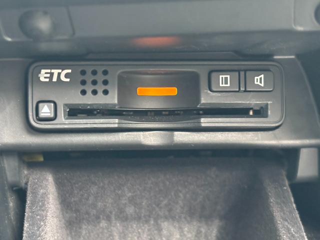 インスパイア 35iL マルチナビ/Bカメラ/TV/ETC/ムーンルーフ 盗難防止システム ワンセグTV HDDナビ DVD スマートキー バックカメラ パワーシート キーレス エアバック パワステ ABS オートエアコン(19枚目)
