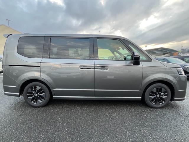 ステップワゴン スパーダ 福祉車両/自社レンタUP/純正9インチナビ/フルセグTV/ドラレコ/ETC/バックモニター キーレスエントリー WAC 両側Pスライドドア パワーゲート リアカメラ ターボ車 フルセグテレビ ABS(4枚目)