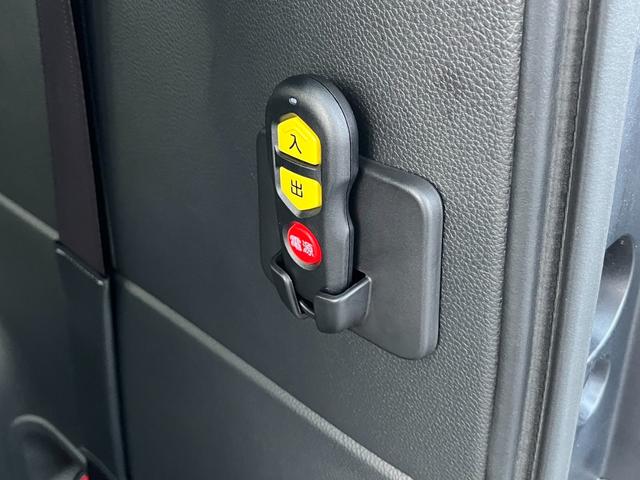 ステップワゴン スパーダ 福祉車両/自社レンタUP/純正9インチナビ/フルセグTV/ドラレコ/ETC/バックモニター キーレスエントリー WAC 両側Pスライドドア パワーゲート リアカメラ ターボ車 フルセグテレビ ABS(18枚目)