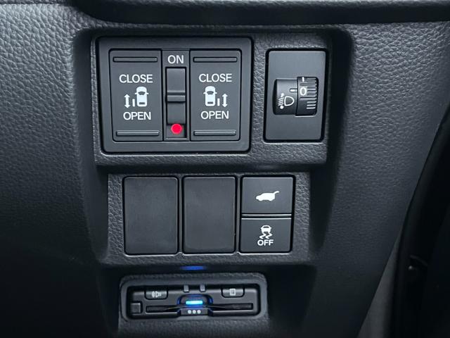 ステップワゴン スパーダ 福祉車両/自社レンタUP/純正9インチナビ/フルセグTV/ドラレコ/ETC/バックモニター キーレスエントリー WAC 両側Pスライドドア パワーゲート リアカメラ ターボ車 フルセグテレビ ABS(24枚目)