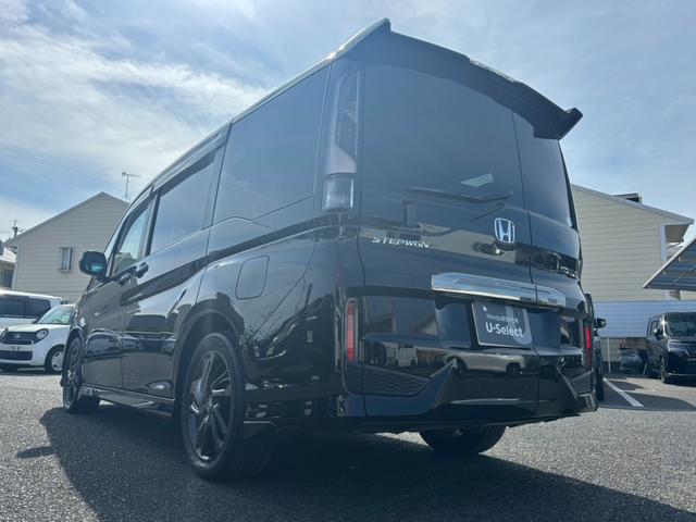 ステップワゴンスパーダ スパーダ・クールスピリットホンダセンシングブラスタ 10インチナビ/フルセグ/Bカメラ/ETC 禁煙 リアカメラ ワンオーナー USB接続 衝突軽減 サイドカーテンエアバック 記録簿 LEDライト シートヒーター オートエアコン 両側電動スライドドア(5枚目)