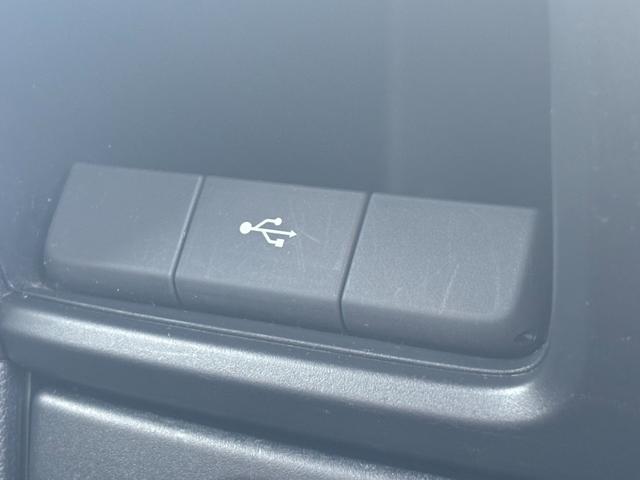 ステップワゴンスパーダ スパーダ・クールスピリットホンダセンシングブラスタ 10インチナビ/フルセグ/Bカメラ/ETC 禁煙 リアカメラ ワンオーナー USB接続 衝突軽減 サイドカーテンエアバック 記録簿 LEDライト シートヒーター オートエアコン 両側電動スライドドア(25枚目)