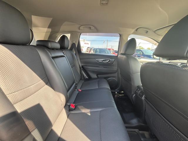 エクストレイル 20Xエマージェンシーブレーキパッケージ ナビ/フルセグ/Bカメラ/ETC スマキ- シートヒーター付 アイドリングSTOP セキュリティ AWD VSA ナビ&TV LEDヘッドランプ 地デジ エアコン パワーステアリング DVD再生可(11枚目)