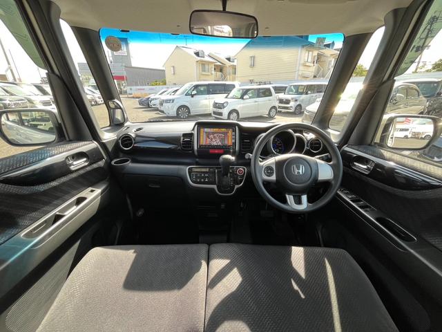 N-BOXカスタム G・Lパッケージ 純正ナビ/フルセグ/BT/バックモニター アイドリングストップ車 禁煙車両 1オーナー ナビ・TV スマキ- フロントベンチシート 地デジTV パワーウィンドウ 片側電動両側スライドドア パワステ(6枚目)