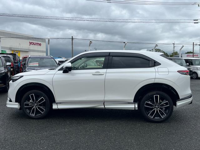 ヴェゼル e:HEVZ 無限エアロ/純正8インチナビ/フルセグTV/BT/社外ドラレコ/ETC/バックモニター 衝突回避支援ブレーキ機能 スマキ Pトランク フルオートエアコン Dレコ エアバッグ 両席エアバック Rカメ(4枚目)