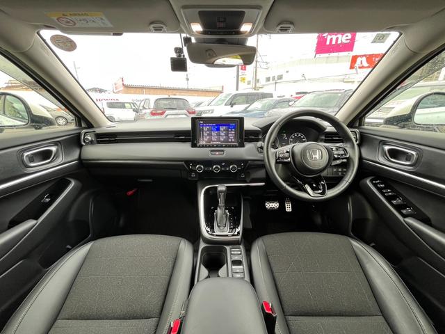 ヴェゼル e:HEVZ 無限エアロ/純正8インチナビ/フルセグTV/BT/社外ドラレコ/ETC/バックモニター 衝突回避支援ブレーキ機能 スマキ Pトランク フルオートエアコン Dレコ エアバッグ 両席エアバック Rカメ(7枚目)