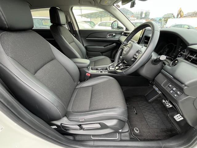 ヴェゼル e:HEVZ 無限エアロ/純正8インチナビ/フルセグTV/BT/社外ドラレコ/ETC/バックモニター 衝突回避支援ブレーキ機能 スマキ Pトランク フルオートエアコン Dレコ エアバッグ 両席エアバック Rカメ(8枚目)