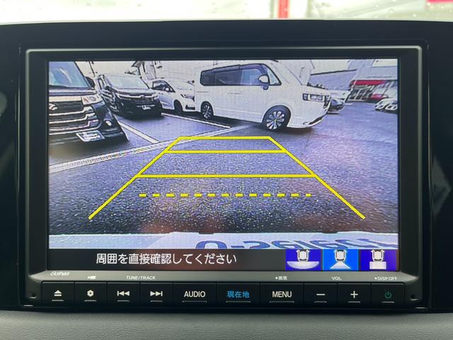 ヴェゼル e:HEVZ 無限エアロ/純正8インチナビ/フルセグTV/BT/社外ドラレコ/ETC/バックモニター 衝突回避支援ブレーキ機能 スマキ Pトランク フルオートエアコン Dレコ エアバッグ 両席エアバック Rカメ(14枚目)