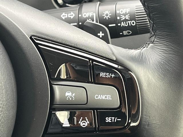 ヴェゼル e:HEVZ 無限エアロ/純正8インチナビ/フルセグTV/BT/社外ドラレコ/ETC/バックモニター 衝突回避支援ブレーキ機能 スマキ Pトランク フルオートエアコン Dレコ エアバッグ 両席エアバック Rカメ(18枚目)