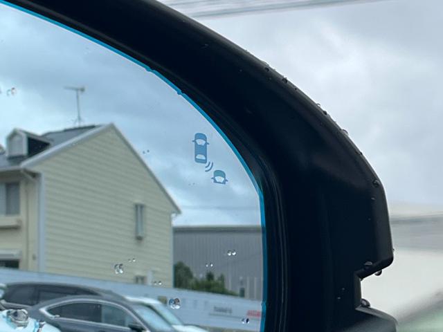 ヴェゼル e:HEVZ 無限エアロ/純正8インチナビ/フルセグTV/BT/社外ドラレコ/ETC/バックモニター 衝突回避支援ブレーキ機能 スマキ Pトランク フルオートエアコン Dレコ エアバッグ 両席エアバック Rカメ(23枚目)