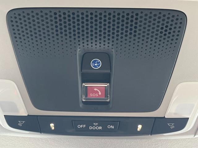 ヴェゼル e:HEVZ 無限エアロ/純正8インチナビ/フルセグTV/BT/社外ドラレコ/ETC/バックモニター 衝突回避支援ブレーキ機能 スマキ Pトランク フルオートエアコン Dレコ エアバッグ 両席エアバック Rカメ(25枚目)