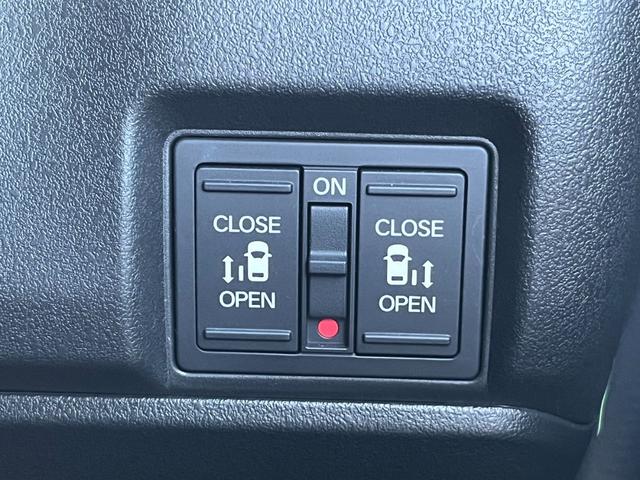 N-BOXカスタム ターボ 当社デモカー/マルチビュー/純正9インチナビ/ドラレコ/ETC イモビライザー 1オナ 衝突被害軽減 フロントカメラ サイドカメラ 禁煙 ベンチシート キーフリー Pセンサー ESC パワステ Bカメ(20枚目)