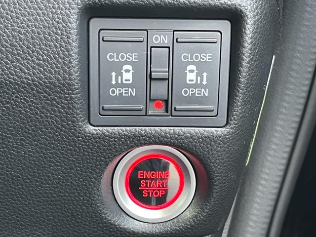 N-BOXカスタム G・Lホンダセンシング 純正ナビ/CD/BTオーディオ/ETC/バックモニター 禁煙 助手席エアバッグ キーレス シートH アイドリングST セキュリティーアラーム スマ-トキ- リアカメラ 前車追従機能 サイドエアバッグ(16枚目)