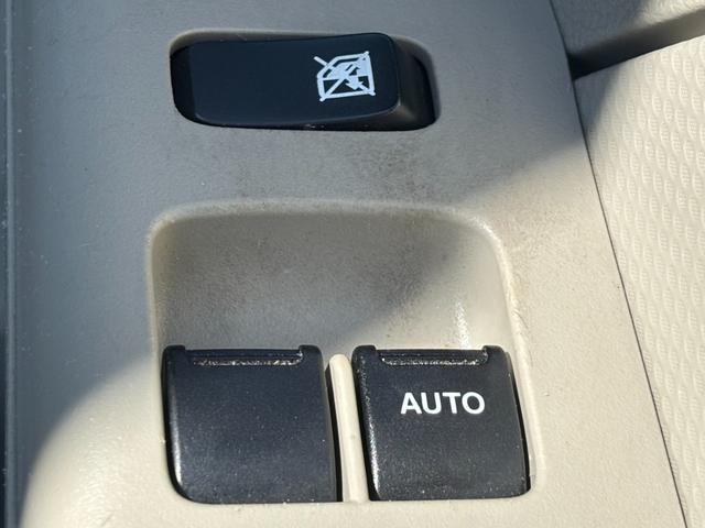 NV100クリッパーバン DX キーレス/ラジオ/ルーフコンソール 助手席エアバック キーレスキー ETC付き パワーウィンドー 盗難防止付き フルフラットシート パワステ付き 運転席エアバック エアコン 横滑り防止 ABS付き(16枚目)