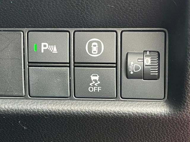 フィット クロスター 純正8インチナビ/フルセグ/BT/バックモニター/ETC パーキングセンサー 地デジ Bカメ 禁煙 スマートキ ナビTV Aストップ USB カーテンエアバッグ クルーズコントロール オートエアコン(21枚目)